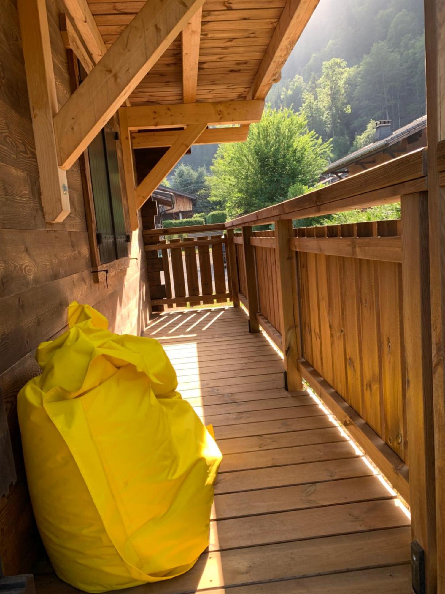 Le Petit Chalet De Montriond Habitación foto